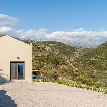 Nodeas Villa Kalamata